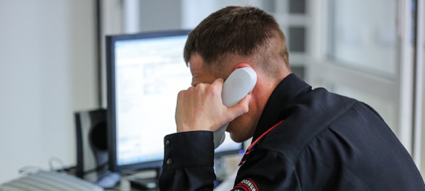 Находящийся в розыске должник задержан за дебош у торгового центра